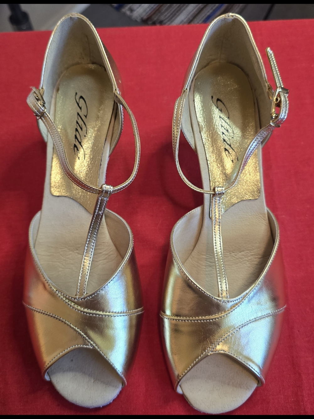 ​Glide Elegant Gold Ballroom Dance Shoes Open Toe T-Strap Heels Size 8.5 M